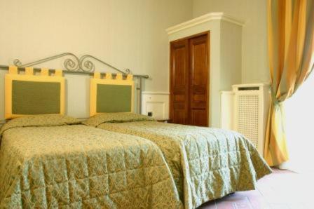 Hotel Pedrini โบโลญญา ภายนอก รูปภาพ