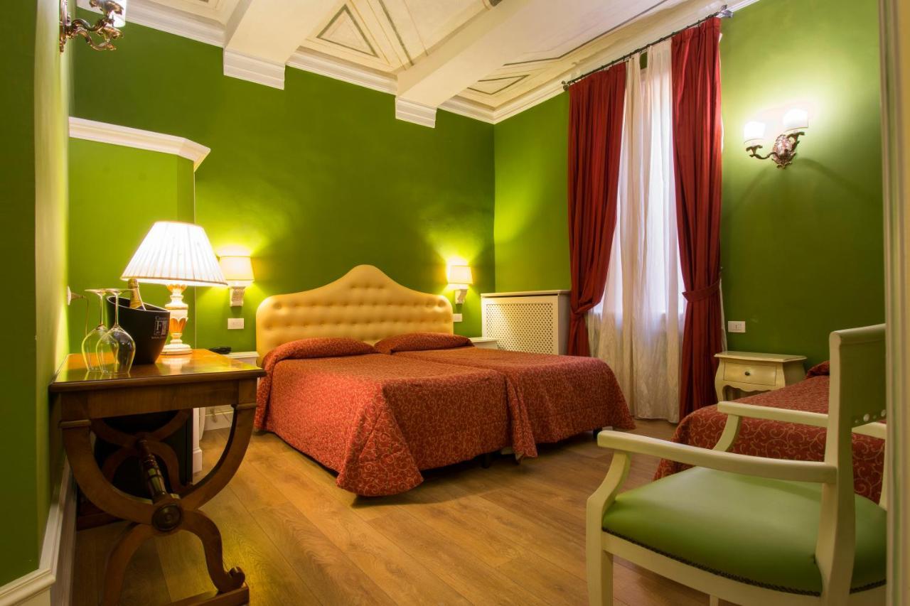 Hotel Pedrini โบโลญญา ภายนอก รูปภาพ